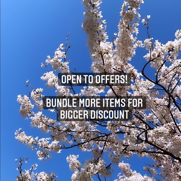 Meet your Posher, Flora - Picture 2 of 2